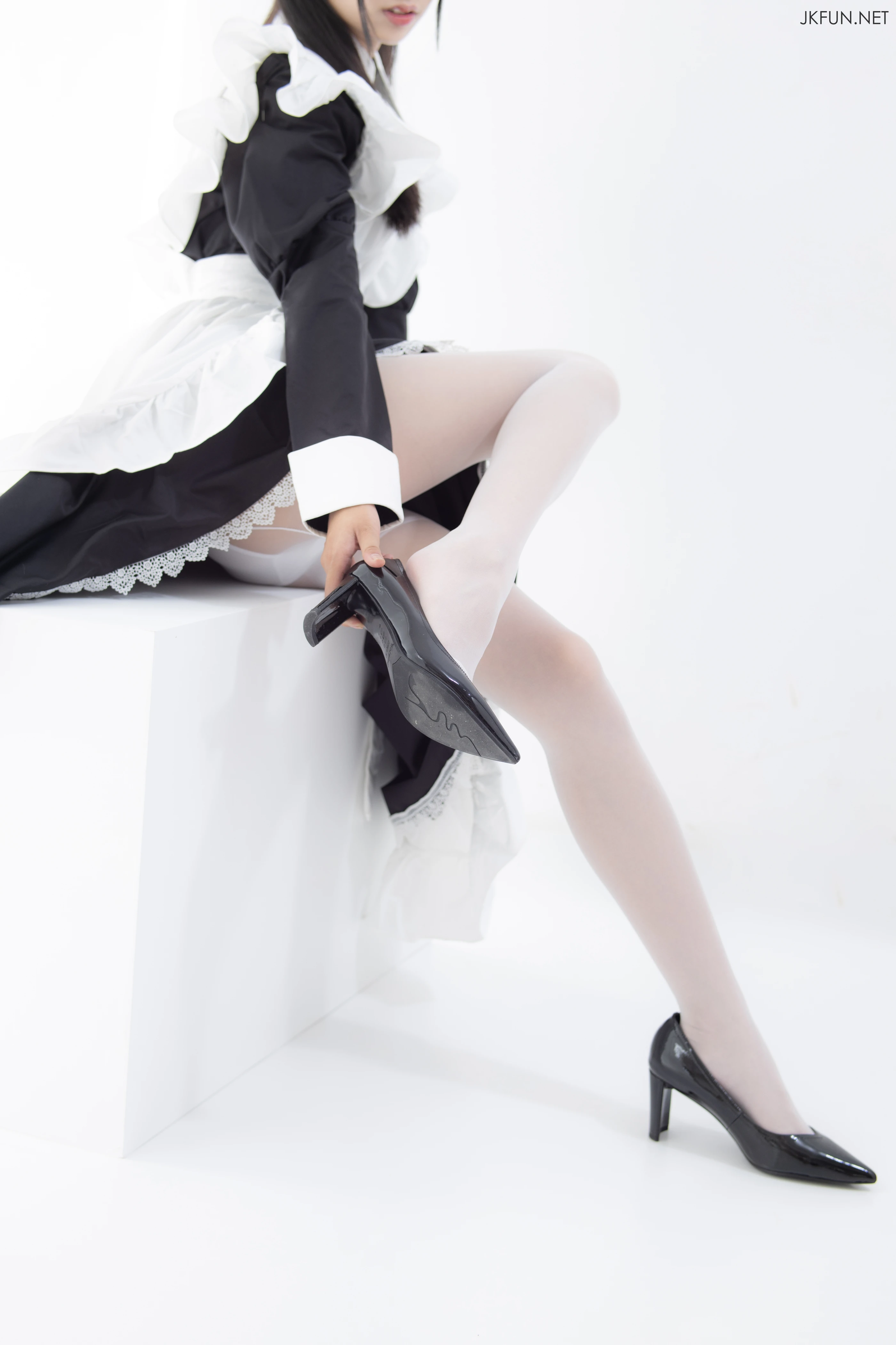 森萝财团 [JKFUN-017] 眼镜白丝女仆 [127P 1V]插图5
